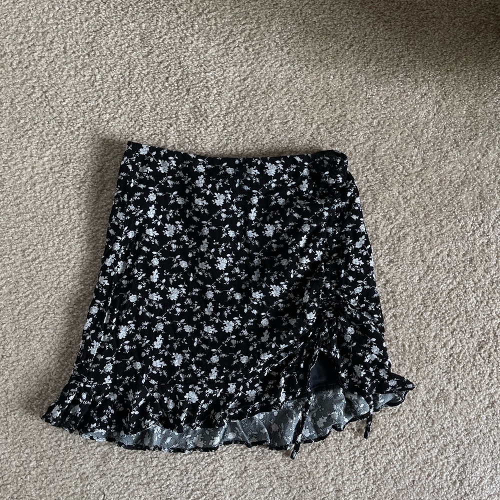 Forever 21 skirt